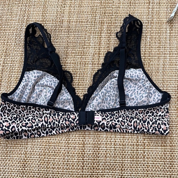 VS PINK Bralette Size M - Picture 3 of 7
